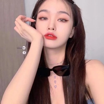 怕羞的黄莺